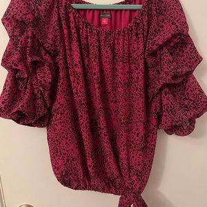 Vince Camuto size large shirt